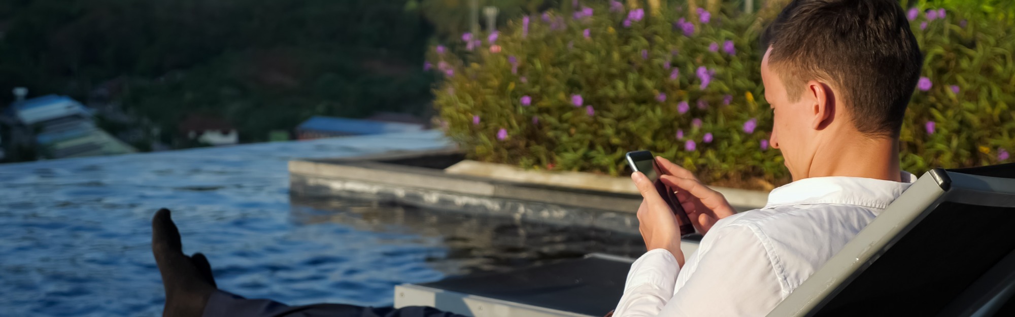 Vacaciones y móvil del trabajo: desconectar también es productividad