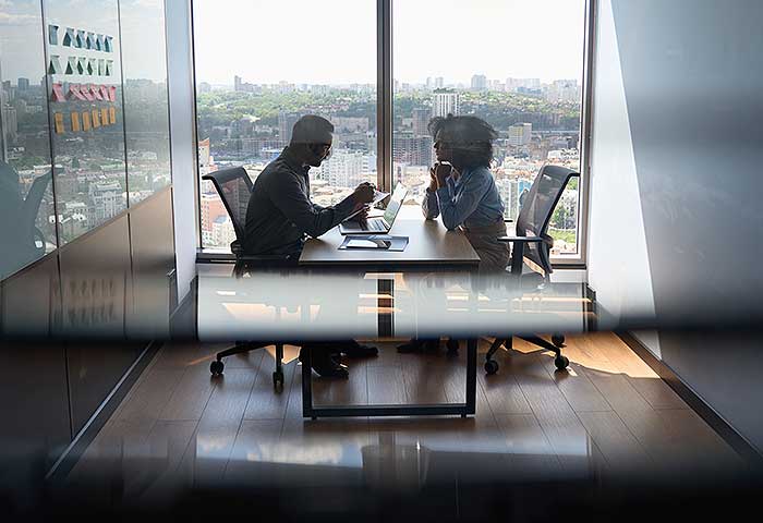 Cómo preparar una entrevista de trabajo en 5 pasos